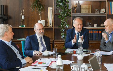 „Auf Konsolidierungskurs folgt jetzt die Gesundheitsreform”