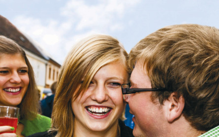 Gefeierte Dirndln, feine Edelbrände