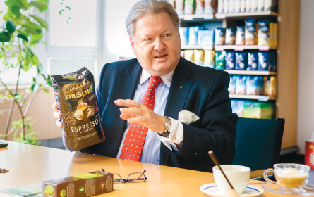 Harald J. Mayer, GF Tchibo: Ein Präsident und sein Kaffee
