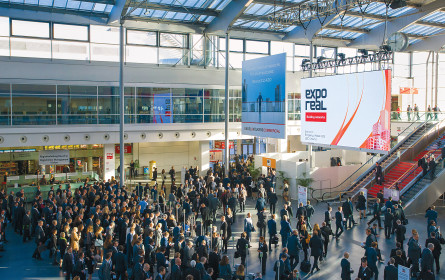 Expo Real zeigt gute Laune mit viel Österreich-Präsenz