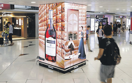 Plakative News aus aller Welt