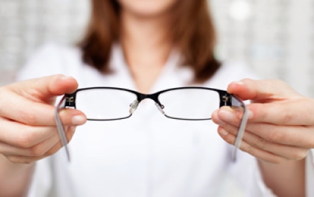 Fachoptiker gewinnen Marktanteile