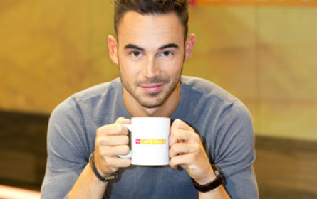 Max Mayerhofer wird Teil der Café Puls-Familie