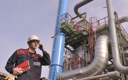 Kopf-an-Kopf-Rennen der Chemieunternehmen in Europa und USA