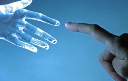 Künstliche Intelligenz (KI) kann Wirtschaftswachstum bis 2030 verdoppeln