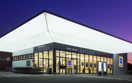 Hofer eröffnet moderne Filiale