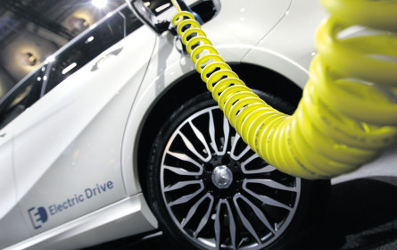 Auto-Mobilität: Langsam kommt Strom in die Sache