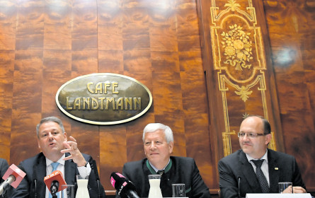 Im Milchbottich köchelt es weiter