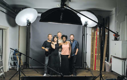 Oikocredit präsentiert neue Werbelinie