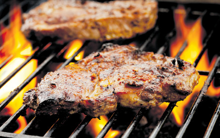 Lauer Fußball-Sommer, aber heiße Steaks