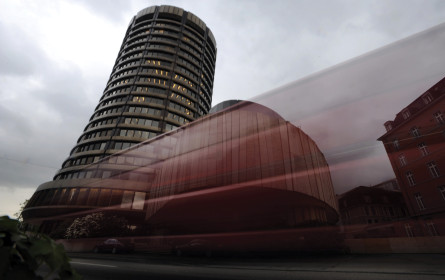 Das Damoklesschwert hängt über den Banken