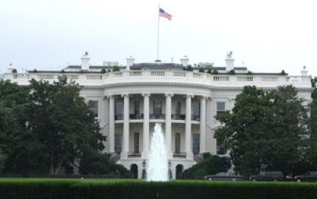 Weißes Haus sagt Wiederherstellung von spanischer Internetseite zu