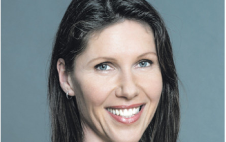 Petra Hauser gründet