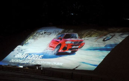 Projektion der besonderen Art in Klausen bei Kitzbühel