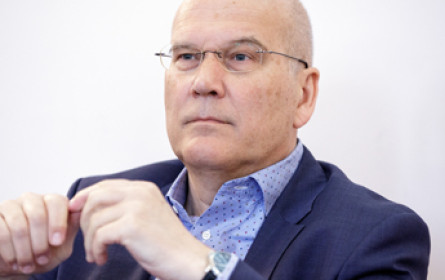 Rewe stellt sich neu auf