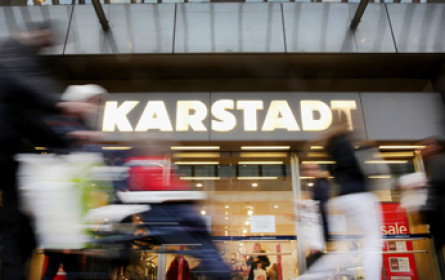 Karstadt stellt Rückkehr in die Gewinnzone in Aussicht