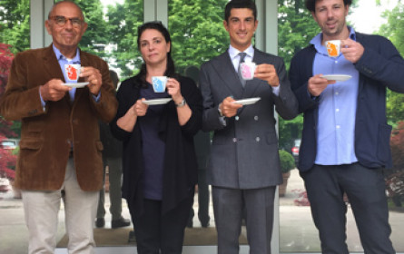 D,M&B trinkt Hausbrandt Kaffee