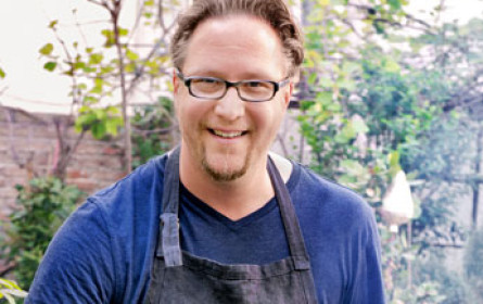 Oliver Hoffinger grillt für Penny