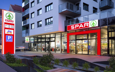 Spar eröffnet in der Troststraße