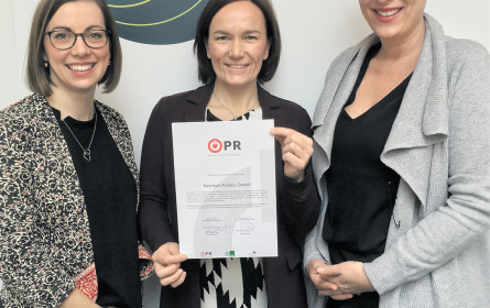 PR mit Brief und (Güte-)Siegel