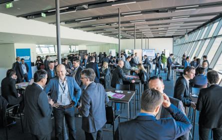 Die digitalen Mauern einreißen