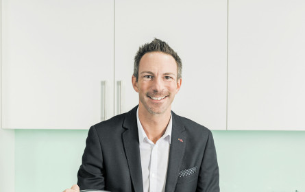 Influencer im eigenen Wohnzimmer