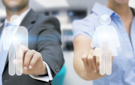 Gehaltsschere will nicht zum Alteisen