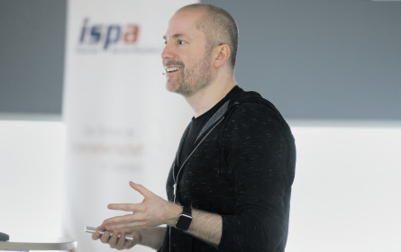 „We need an Internet of People”