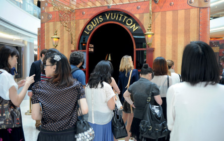 Chinesen greifen noch tiefer in die Tasche