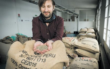 Kaffeefabrik geht den direkten Weg zur Bohne