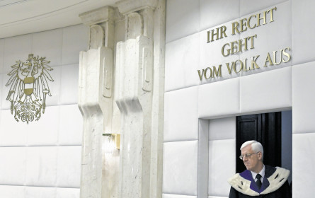 Eine „elastische” Rechtsauslegung