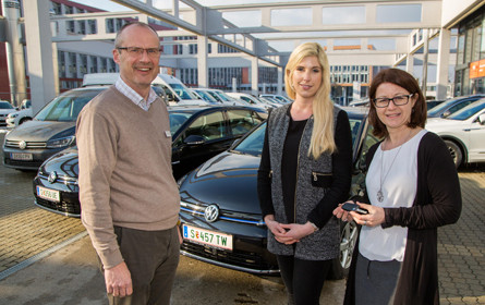 dm stellt Dienstwagenflotte auf E-Mobilität um