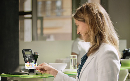 EHI-Studie: Jeder zweite Euro bargeldlos