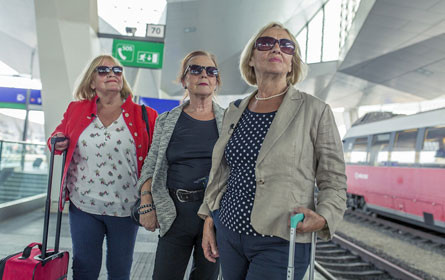 Drei Damen vom Gleis - ÖBB starten neue Content-Kampagne für Senioren