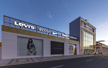 15 Jahre Shopping-Vergnügen