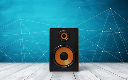 Künstliche Intelligenz spricht Hörfunkspots für Saturn