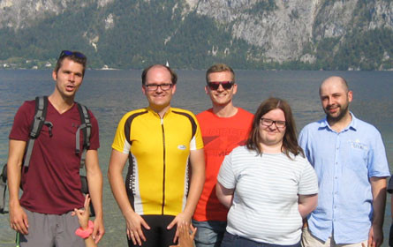 Mit ihrem sportlichen Einsatz schenken Hofer-Mitarbeiter Kindern Lebensfreude