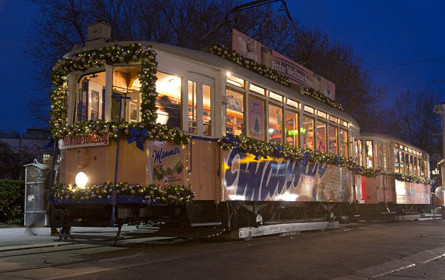 Alle Jahre wieder: die Manner Weihnachtsstraßenbahn