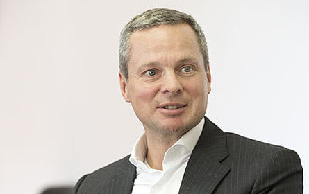 Syngroup verstärkt Auslandsstandorte