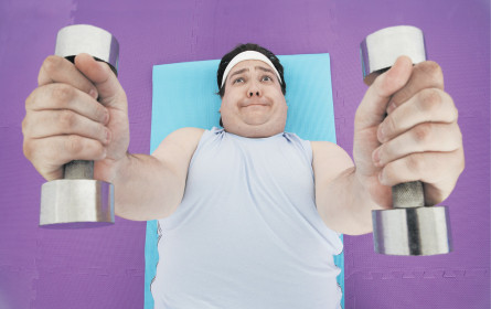 Männer fühlen sich fitter als Frauen