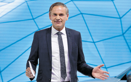 Porsche stockt seinen Elektro-Etat auf