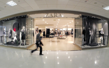 Mode braucht viel Stoff im Internet