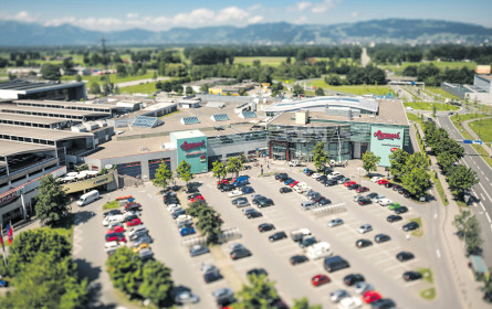 XL-Fläche beglückt Handel im EKZ