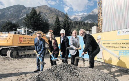 Montavit baut kräftig aus