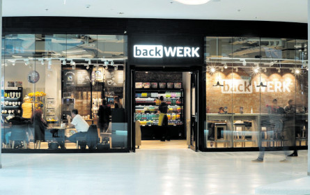 Brötchen im Bürokomplex