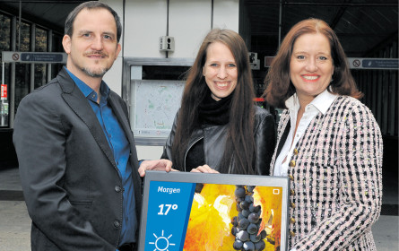 Infoscreen beschenkt sich und seine Seher