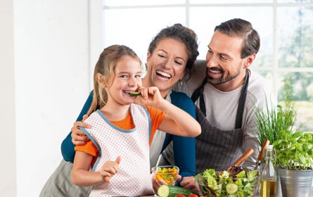 Hofer engagiert sich mit Leuchtturmprojekt „Einfach besser leben“