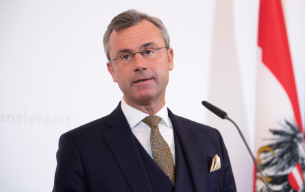 Karfreitagslösung des Handelsverbands von Regierung aufgegriffen