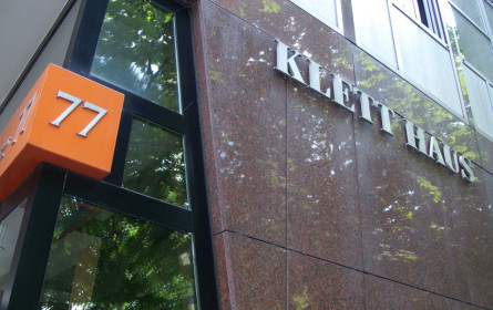 Klett-Verlag greift nach Konkurrenten Langenscheidt