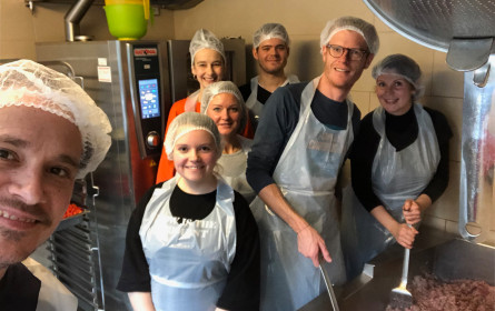 "bz-Wiener Bezirkszeitung" kocht für die "Gruft"